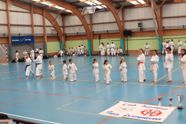 Exhibición Club Deportivo Pablo Armenteros