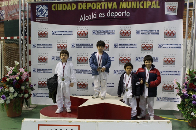 Deporte Infantil Kata Baggu