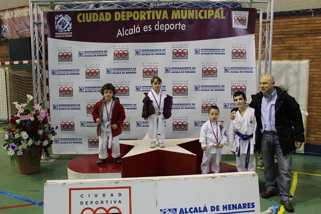 Deporte Infantil Kata Baggu