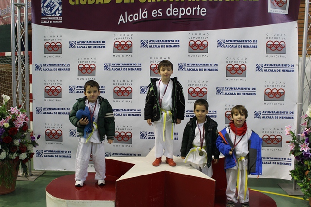 Deporte Infantil Kata Baggu