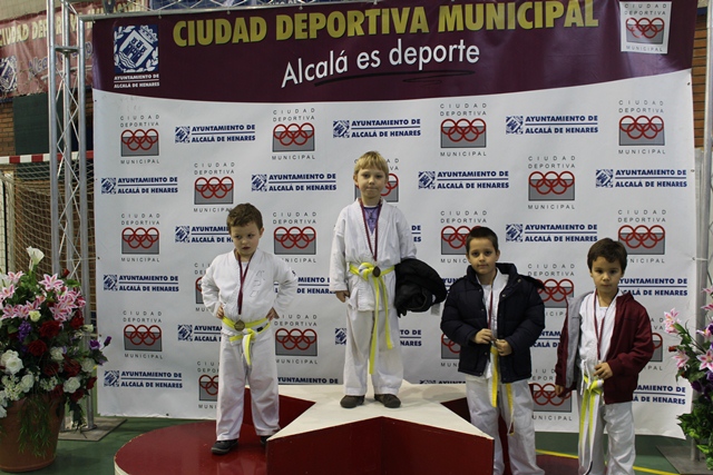 Deporte Infantil Kata Baggu
