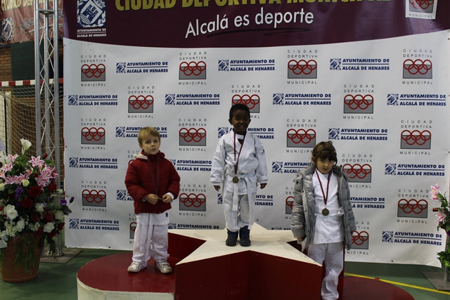 Deporte Infantil Kata Baggu