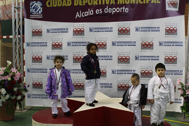 Deporte Infantil Kata Baggu