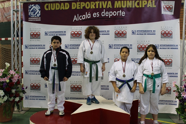 Deporte Infantil Kata Baggu