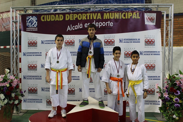 Deporte Infantil Kata Baggu