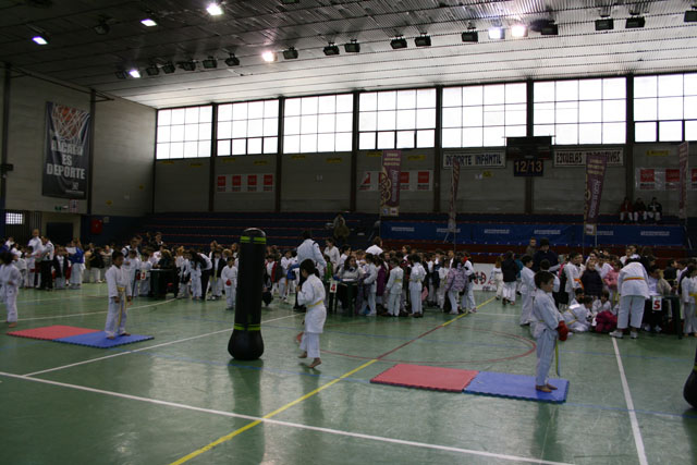 Deporte Infantil Kata Baggu