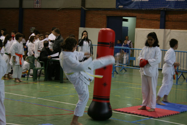 Deporte Infantil Kata Baggu