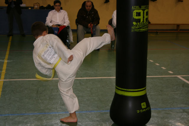 Deporte Infantil Kata Baggu