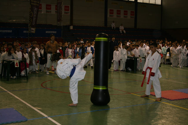 Deporte Infantil Kata Baggu