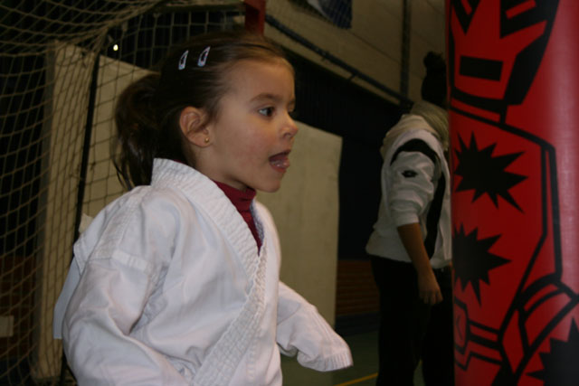 Deporte Infantil Kata Baggu