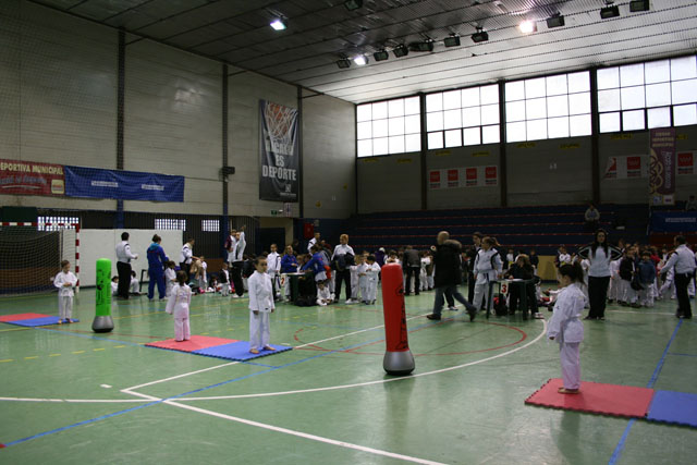 Deporte Infantil Kata Baggu
